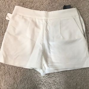 High waisted white shorts | Forever 21 NWT